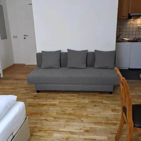 108 Alexandria 30m2 * Klagenfurt am Woerthersee